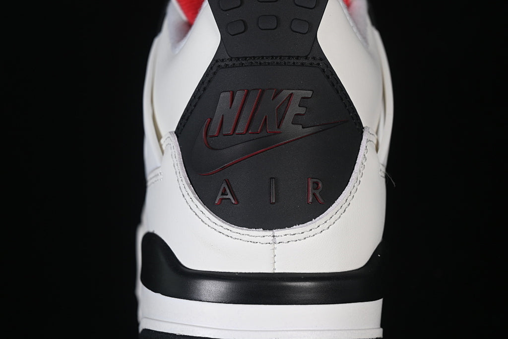 JORDAN 4 RETRO 'FLIGHT CLUB'