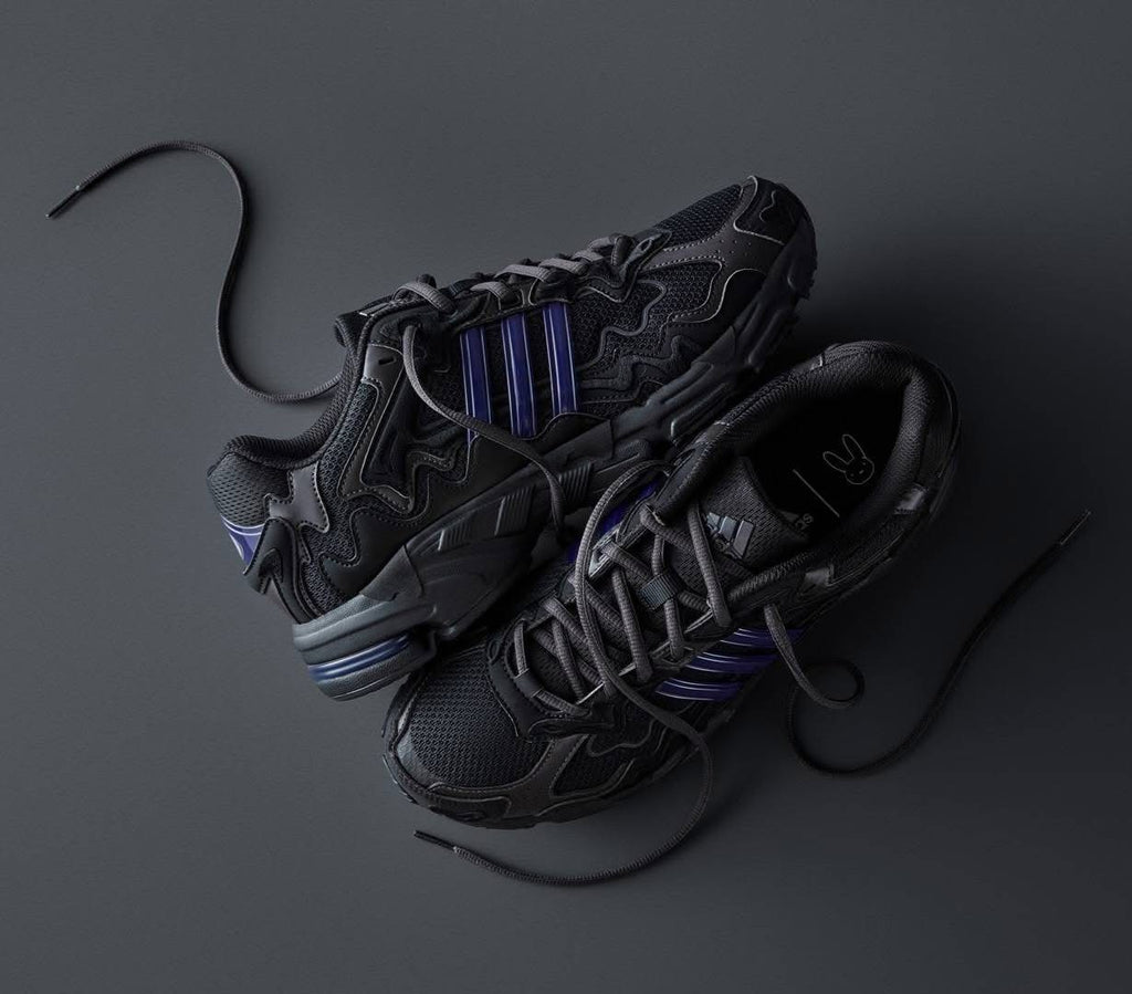 adidas Ozweego “Triple Black”
