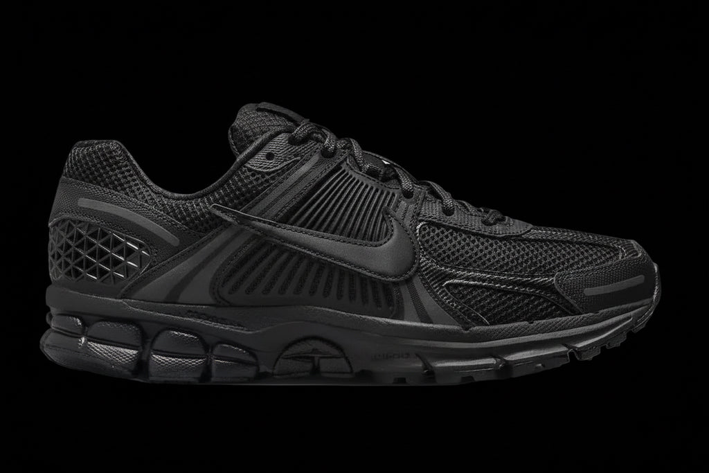 Nike Zoom Vomero 5 “Triple Black”